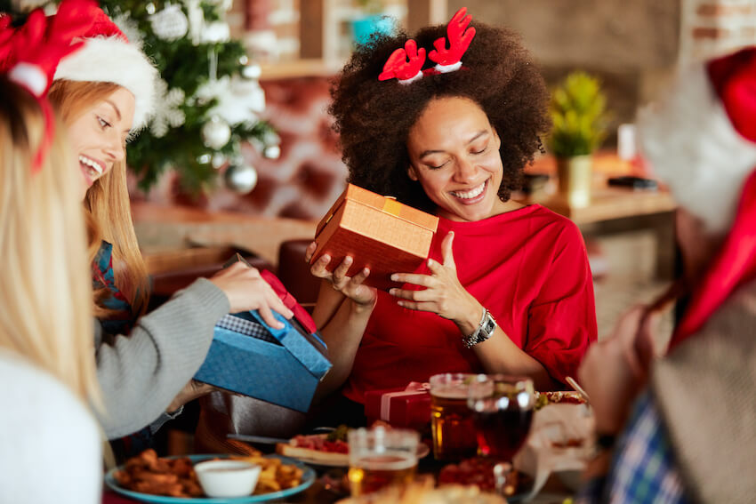 How to Play the Gift Exchange Dice Game